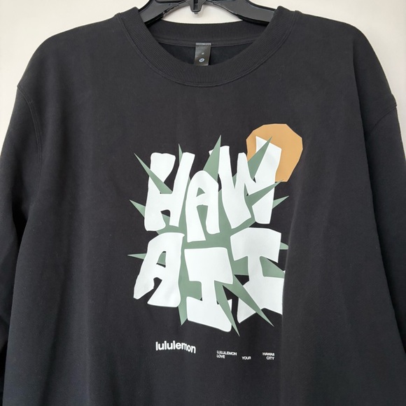 lululemon athletica Steady State Hawaii Exclusive Graphic Crewneck - Picture 2 of 13